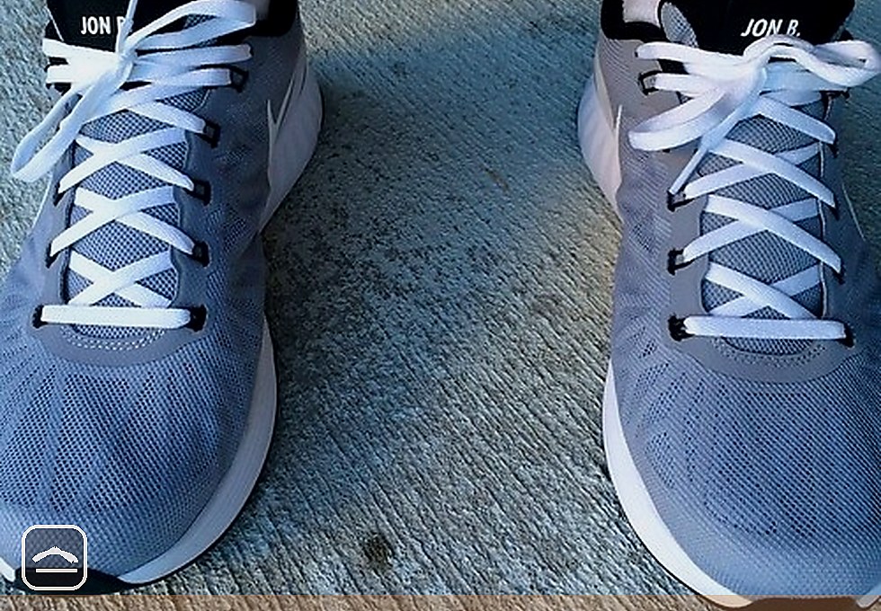Sneakers vs runners: what to buy for daily walking at Aurel shoe photo