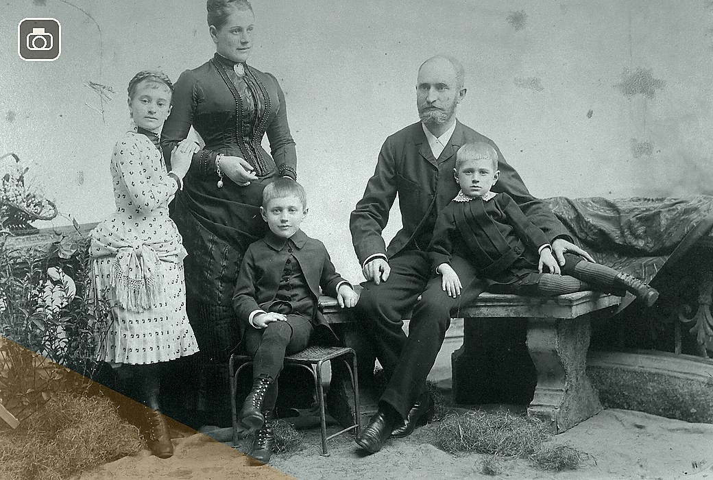 real photo studio section